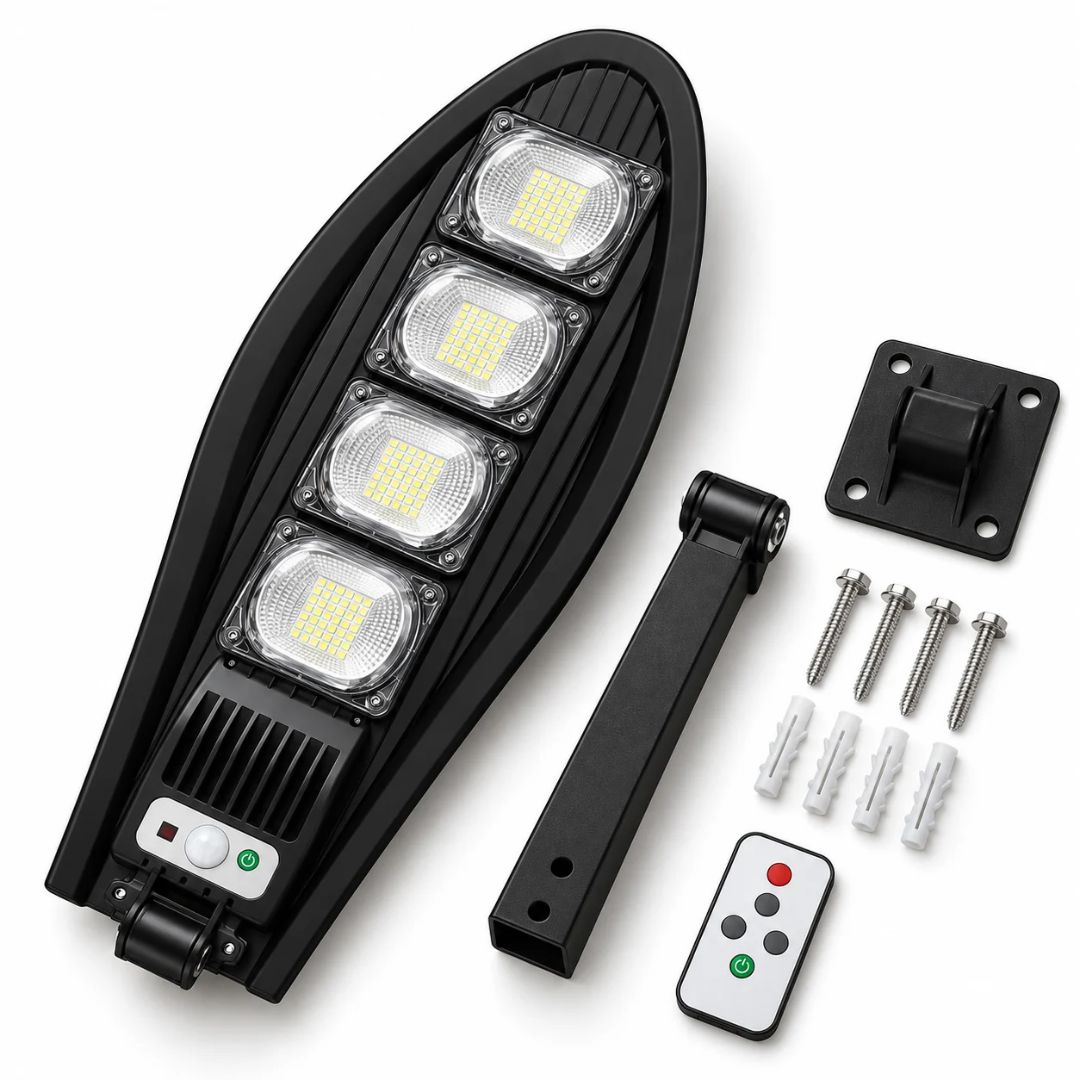 Cobra Solar Street Light 3000 Lumens